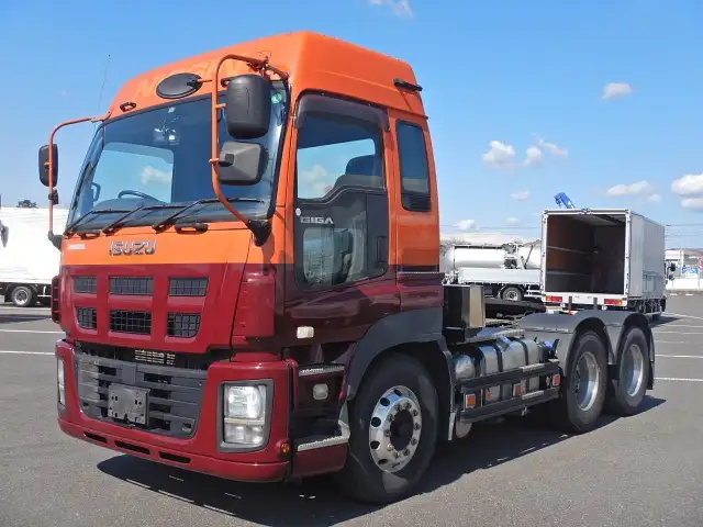 いすゞ ギガ 大型 トラクター ハイルーフ 2デフ｜画像1