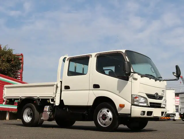 日野 デュトロ 小型 平ボディ Wキャブ 床鉄板の中古トラック画像2