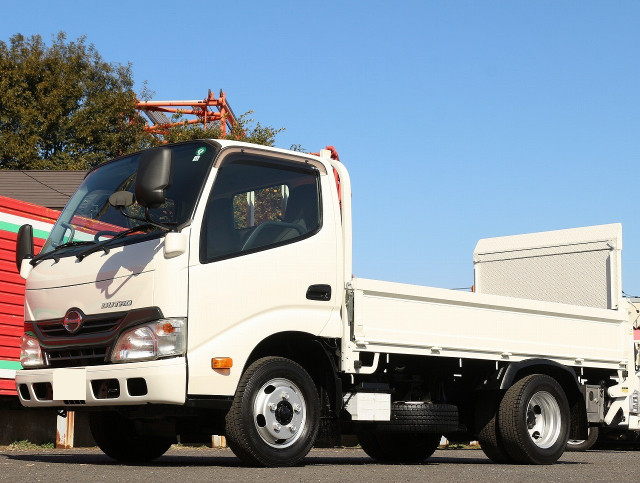 日野 デュトロ 小型 平ボディ 10尺 TKG-XZC605M