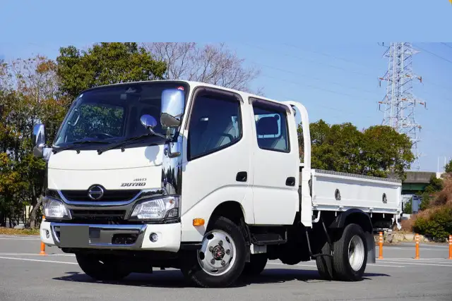 日野 デュトロ 小型 平ボディ Wキャブ 床鉄板の中古トラック画像1