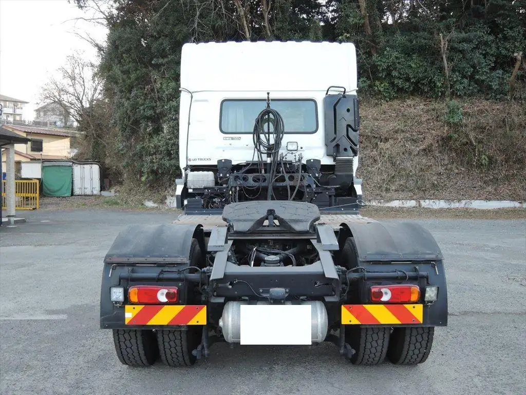 日産UD クオン 大型 トラクター ハイルーフ 1デフの中古トラック画像4