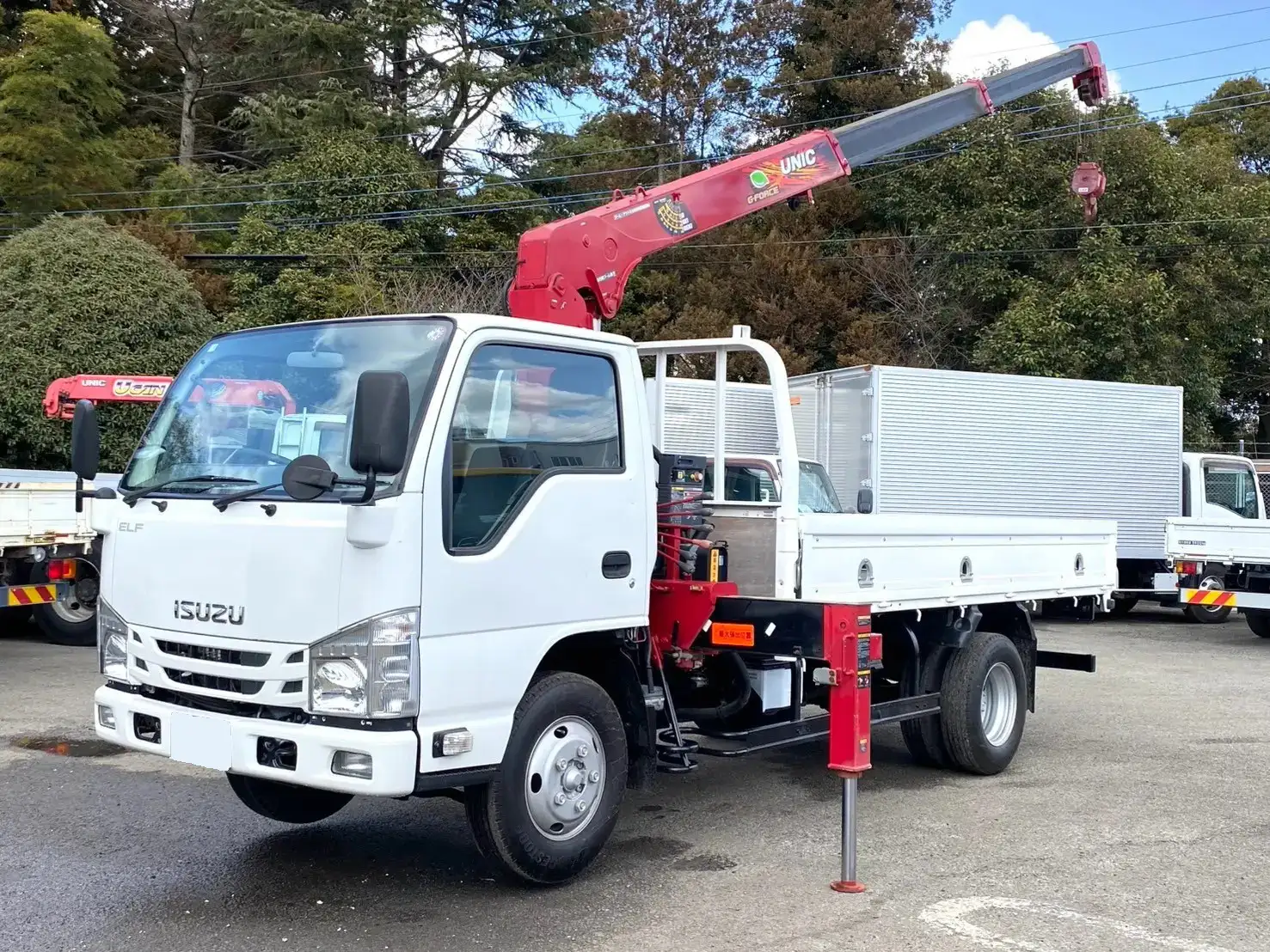いすゞ エルフ 小型 クレーン付 3段 ラジコンの中古トラック画像1