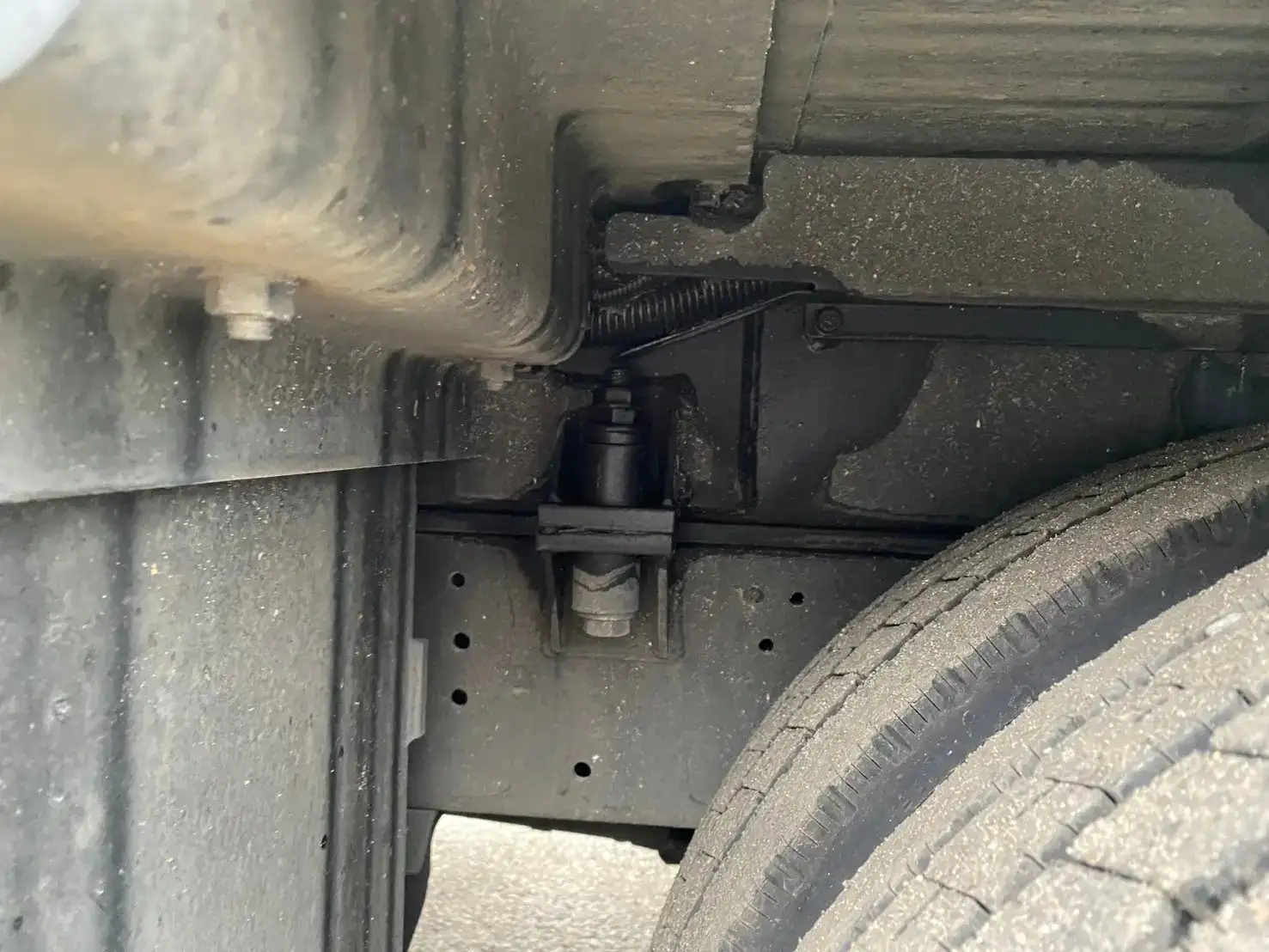 日野 デュトロ 小型 高所・建柱車 高所作業車 電工仕様の中古トラック画像18