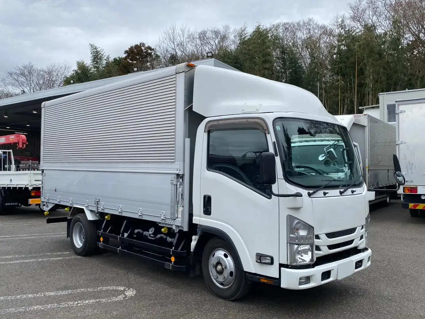いすゞ エルフ 小型 ウイング TPG-NMR85AN H31/R1の中古トラック画像2