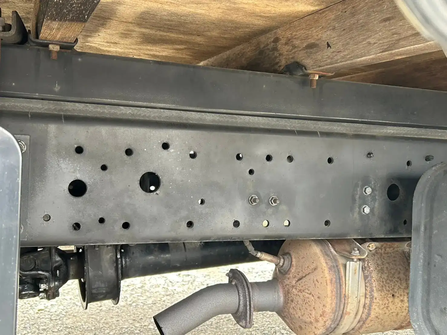日野 デュトロ 小型 平ボディ 床鉄板 アルミブロックの中古トラック画像18