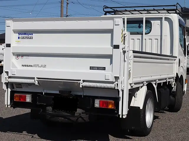 日産 アトラス 小型 平ボディ パワーゲート SKG-TZ2F24の中古トラック画像3
