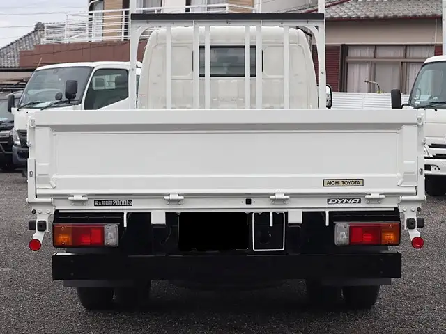 トヨタ ダイナ 小型 平ボディ 床鉄板 2RG-XZU655の中古トラック画像4