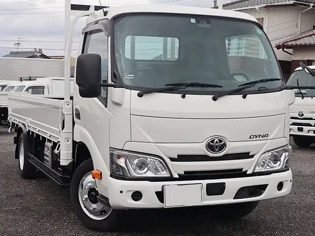 トヨタ ダイナ 小型 平ボディ 床鉄板 2RG-XZU655の中古トラック画像2
