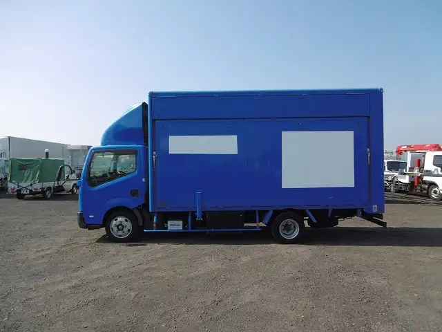 日産 アトラス 小型 特殊車両 PDG-TZ3F24 H21の中古トラック画像3