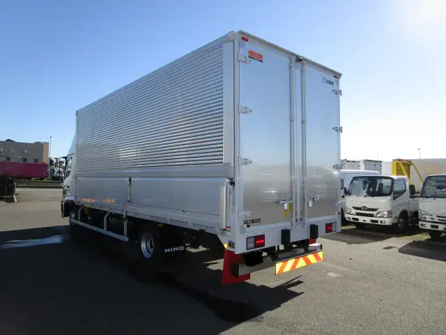 日野 レンジャー 中型/増トン ウイング エアサス ベッドの中古トラック画像5