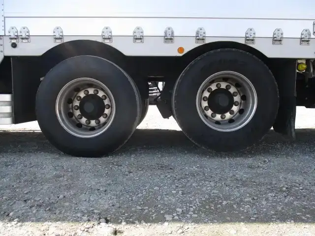 国内・その他 国産車その他 トレーラー/その他 トレーラー 2軸 エアサスの中古トラック画像20