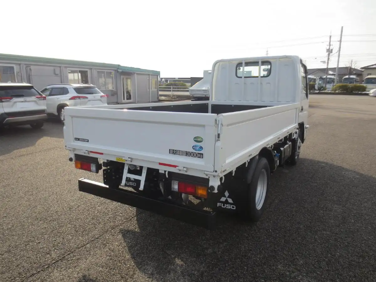 三菱 キャンター 小型 平ボディ 2RG-FBAV0 R5の中古トラック画像7
