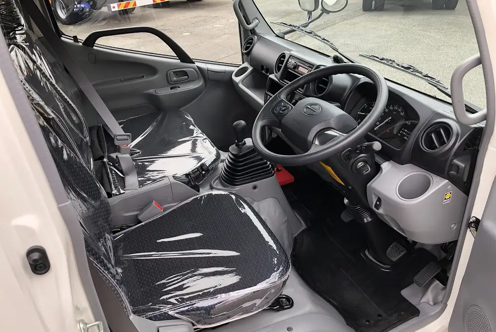 日野 デュトロ 小型 平ボディ 2KG-XZU655M R6の中古トラック画像11
