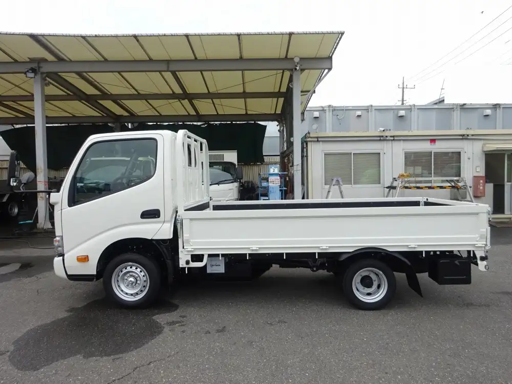 トヨタ ダイナ 小型 平ボディ 3BF-TRY230 R6の中古トラック画像3