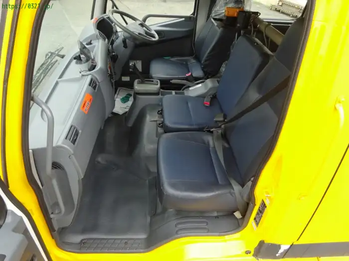 三菱 ファイター 中型/増トン 特殊車両 PDG-FK61F H19の中古トラック画像11