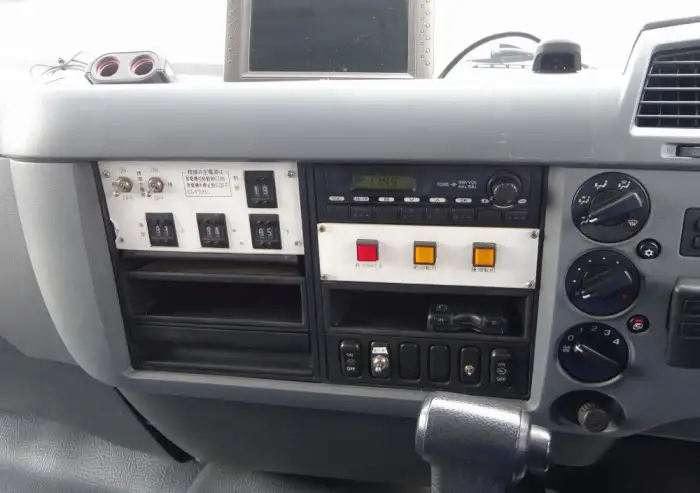 三菱 ファイター 中型/増トン 特殊車両 PDG-FK61F H19の中古トラック画像14