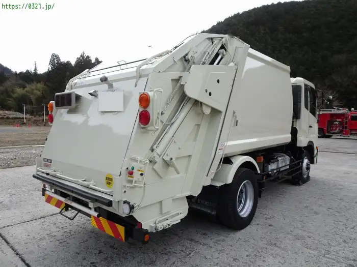 日産UD コンドル 中型/増トン パッカー車 プレス式 ベッドの中古トラック画像2