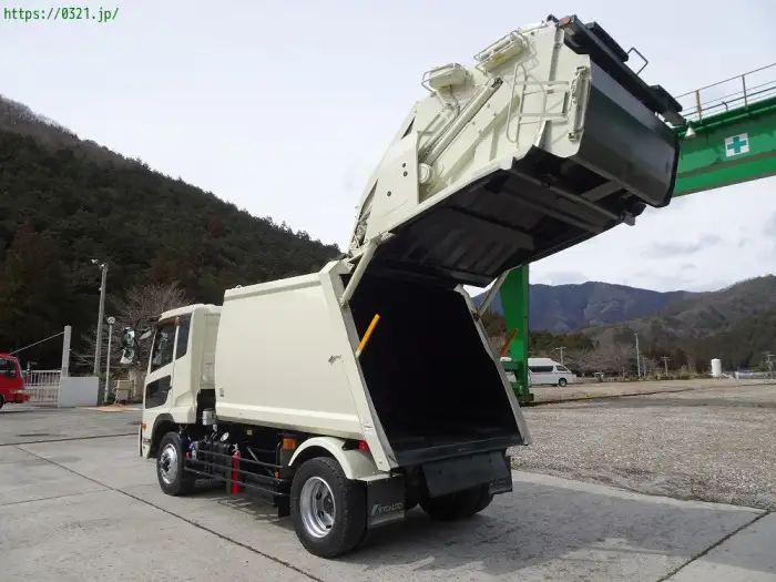 日産UD コンドル 中型/増トン パッカー車 プレス式 ベッドの中古トラック画像3