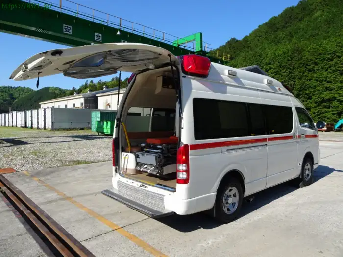 トヨタ ハイエース 小型 特殊車両 CBF-TRH226S H23の中古トラック画像2