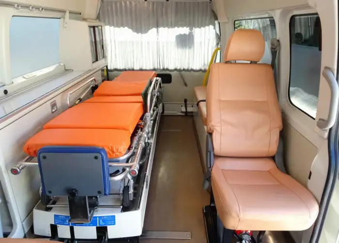 トヨタ ハイエース 小型 特殊車両 CBF-TRH226S H23の中古トラック画像5