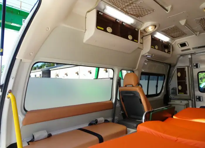 トヨタ ハイエース 小型 特殊車両 CBF-TRH226S H23の中古トラック画像7
