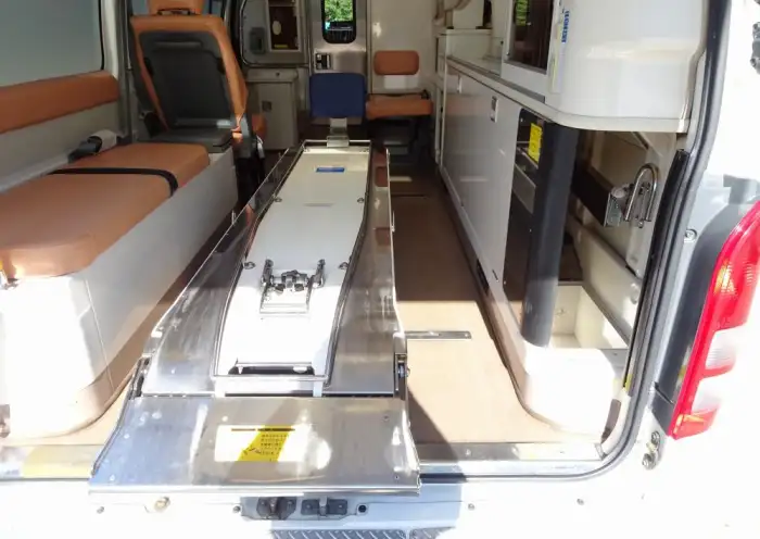 トヨタ ハイエース 小型 特殊車両 CBF-TRH226S H23の中古トラック画像9