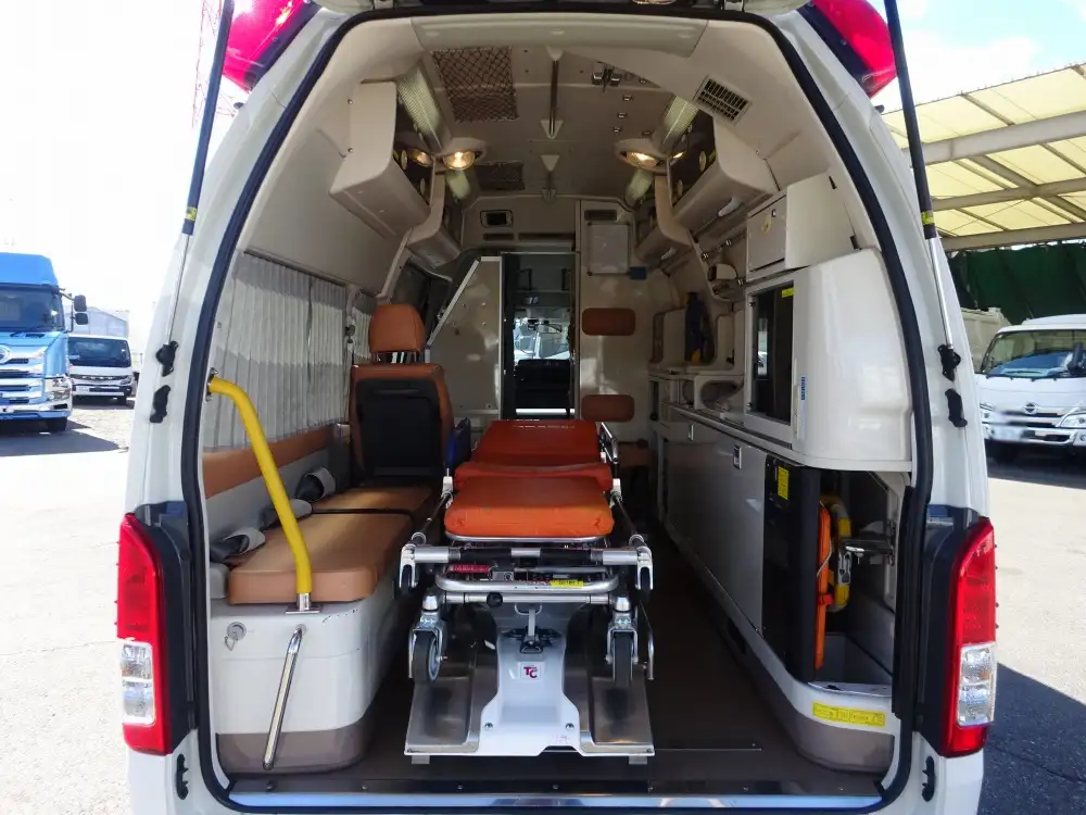 トヨタ ハイエース 小型 特殊車両 CBF-TRH226S H27の中古トラック画像13