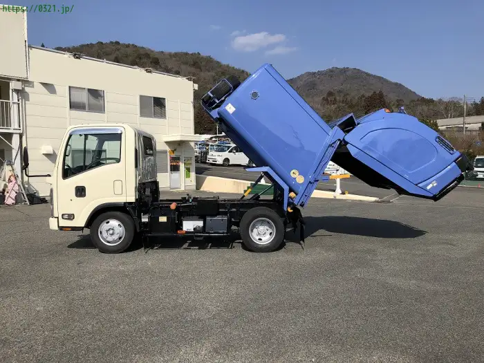 いすゞ エルフ 小型 パッカー車 巻き込み式 回転ダンプ式の中古トラック画像3