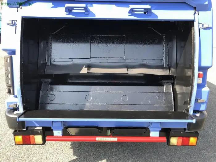 いすゞ エルフ 小型 パッカー車 巻き込み式 回転ダンプ式の中古トラック画像7