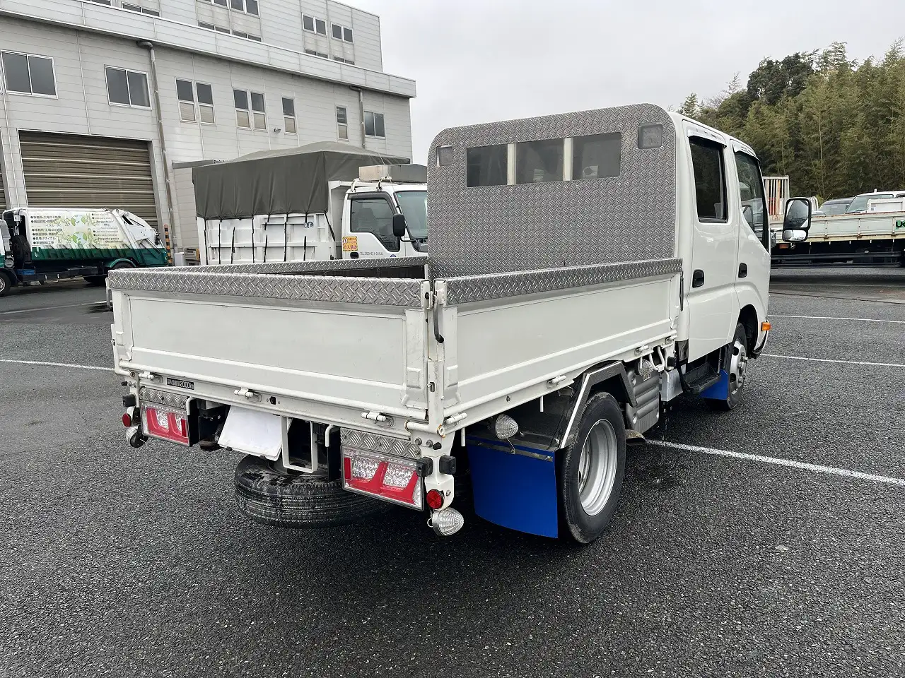日野 デュトロ 小型 平ボディ Wキャブ 床鉄板の中古トラック画像2