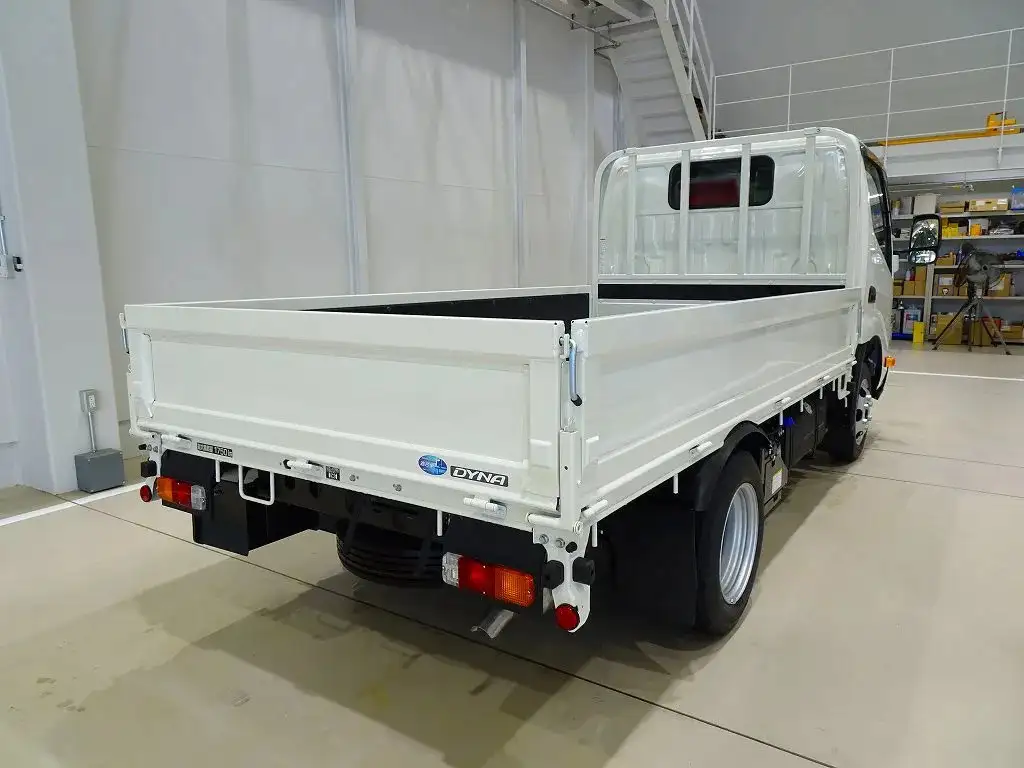 トヨタ ダイナ 小型 平ボディ 2DG-GDY231 R6の中古トラック画像3