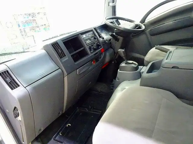 いすゞ エルフ 小型 クレーン付 4段 ラジコンの中古トラック画像10