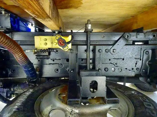 いすゞ エルフ 小型 クレーン付 4段 ラジコンの中古トラック画像18