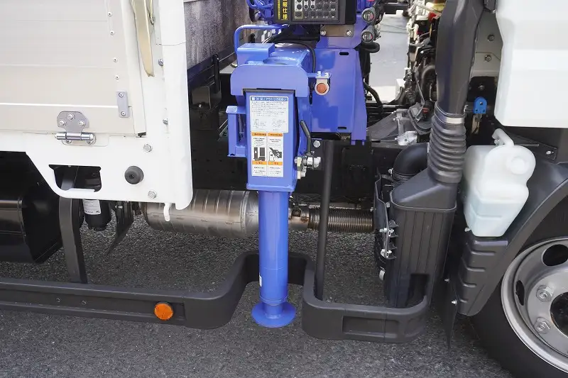 三菱 キャンター 小型 クレーン付 アルミブロック 4段の中古トラック画像9