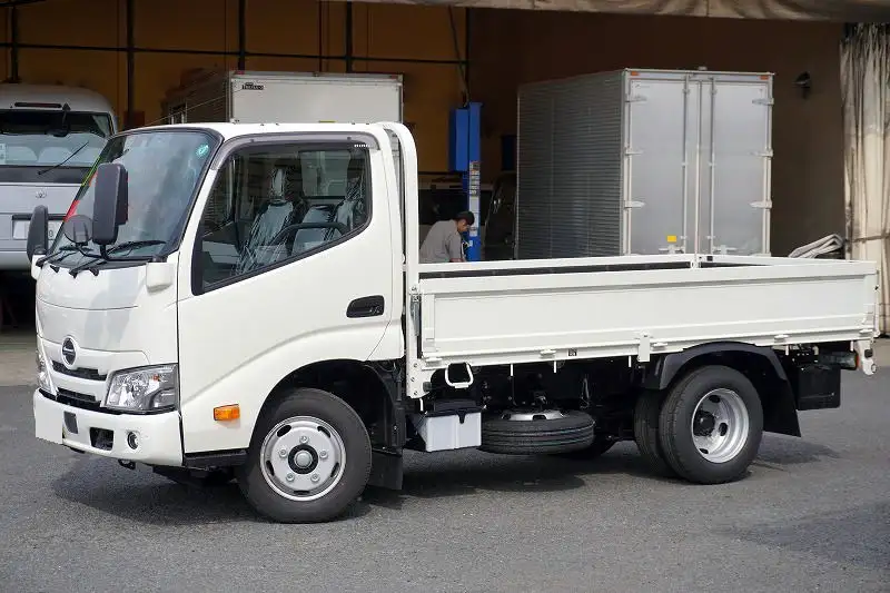 日野 デュトロ 小型 平ボディ 2KG-XZC605M R6｜画像1