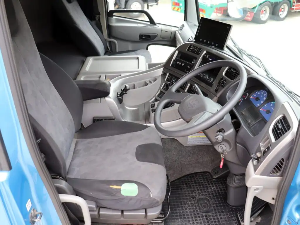 日産UD クオン 大型 平ボディ アルミブロック エアサスの中古トラック画像11