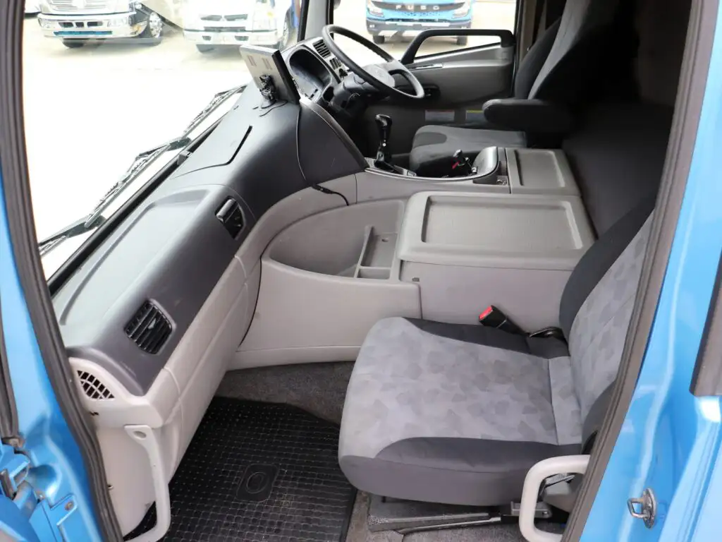 日産UD クオン 大型 平ボディ アルミブロック エアサスの中古トラック画像12