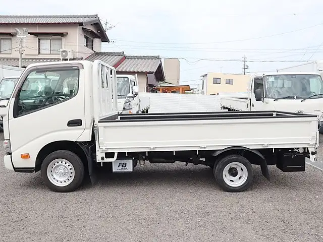 トヨタ ダイナ 小型 平ボディ 2DG-GDY231 R4の中古トラック画像5