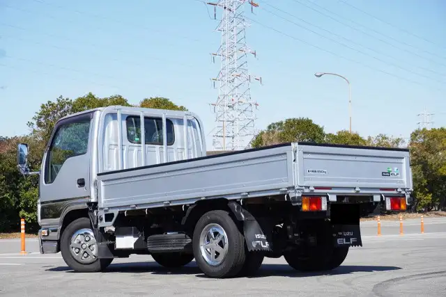 いすゞ エルフ 小型 平ボディ 床鉄板 2RG-NHR88Aの中古トラック画像4