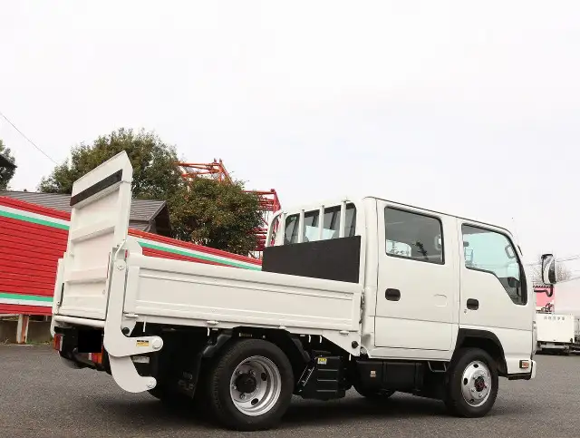 いすゞ エルフ 小型 平ボディ Wキャブ パワーゲートの中古トラック画像3