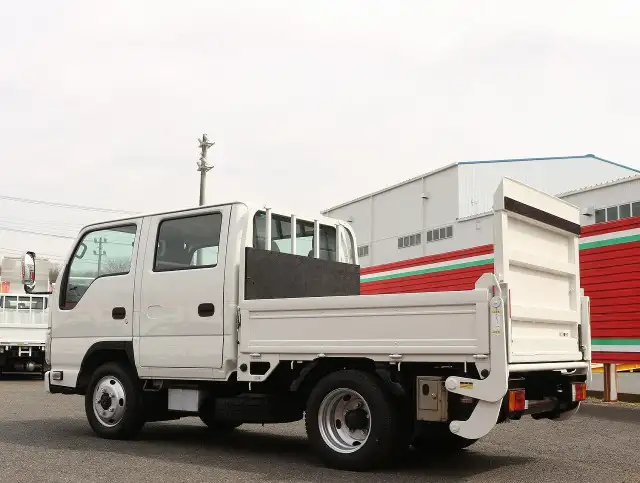 いすゞ エルフ 小型 平ボディ Wキャブ パワーゲートの中古トラック画像4