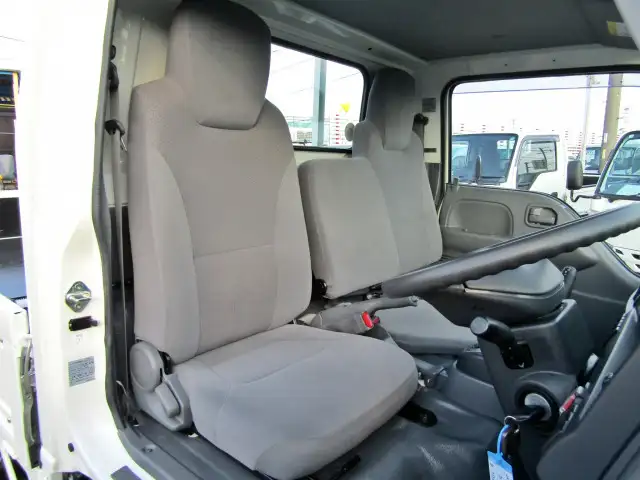 マツダ タイタン 小型 平ボディ TRG-LHR85A H29の中古トラック画像11