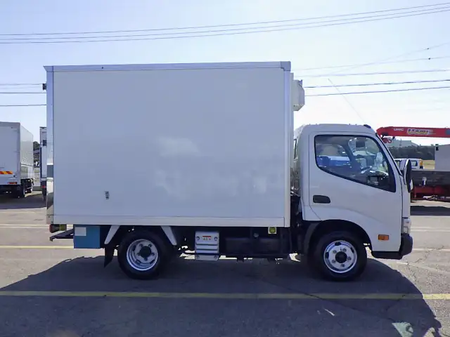 トヨタ ダイナ 小型 冷凍冷蔵 低温 スタンバイの中古トラック画像2