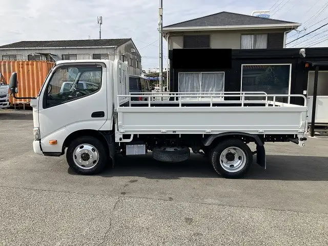 トヨタ ダイナ 小型 平ボディ TKG-XZU675 H29の中古トラック画像5