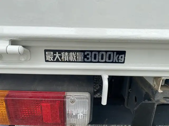 日野 デュトロ 小型 平ボディ 2RG-XZU655M H31/R1の中古トラック画像8