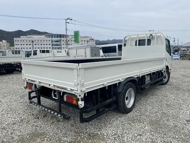 日野 デュトロ 小型 平ボディ 2RG-XZU655M H31/R1の中古トラック画像3