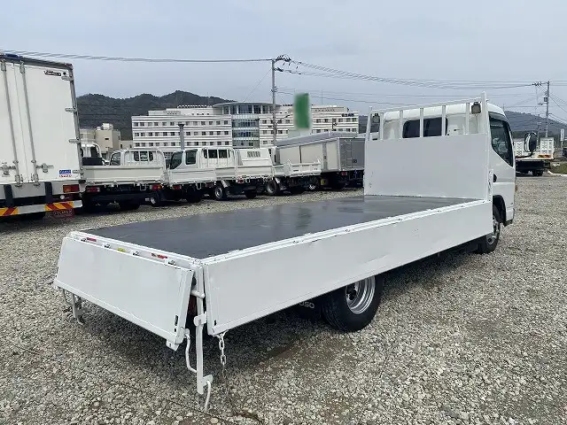 三菱 キャンター 小型 平ボディ 床鉄板 2RG-FEA20の中古トラック画像6