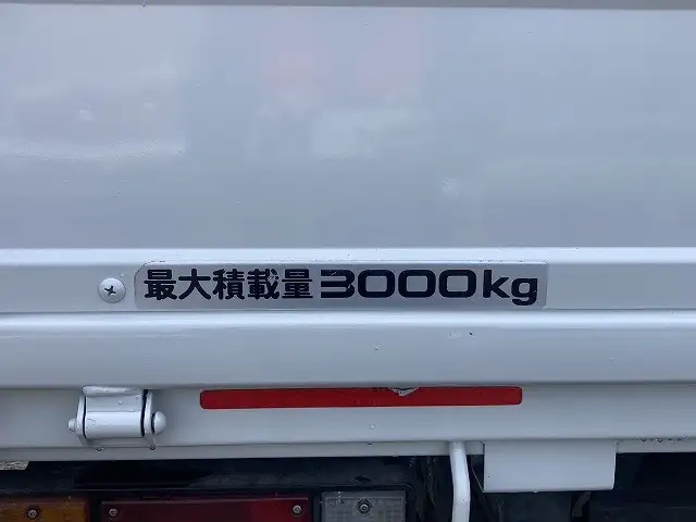いすゞ エルフ 小型 平ボディ 2RG-NKR88A H31/R1の中古トラック画像9