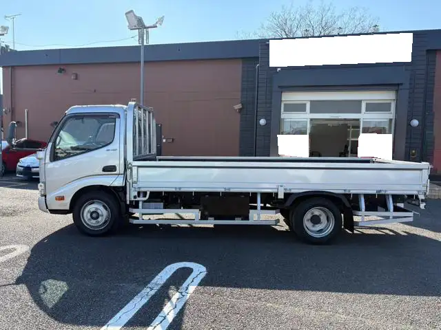 日野 デュトロ 小型 平ボディ  H31/R1の中古トラック画像3