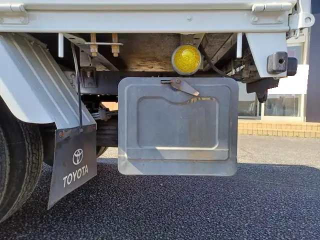 トヨタ トヨエース 小型 平ボディ  H27の中古トラック画像16